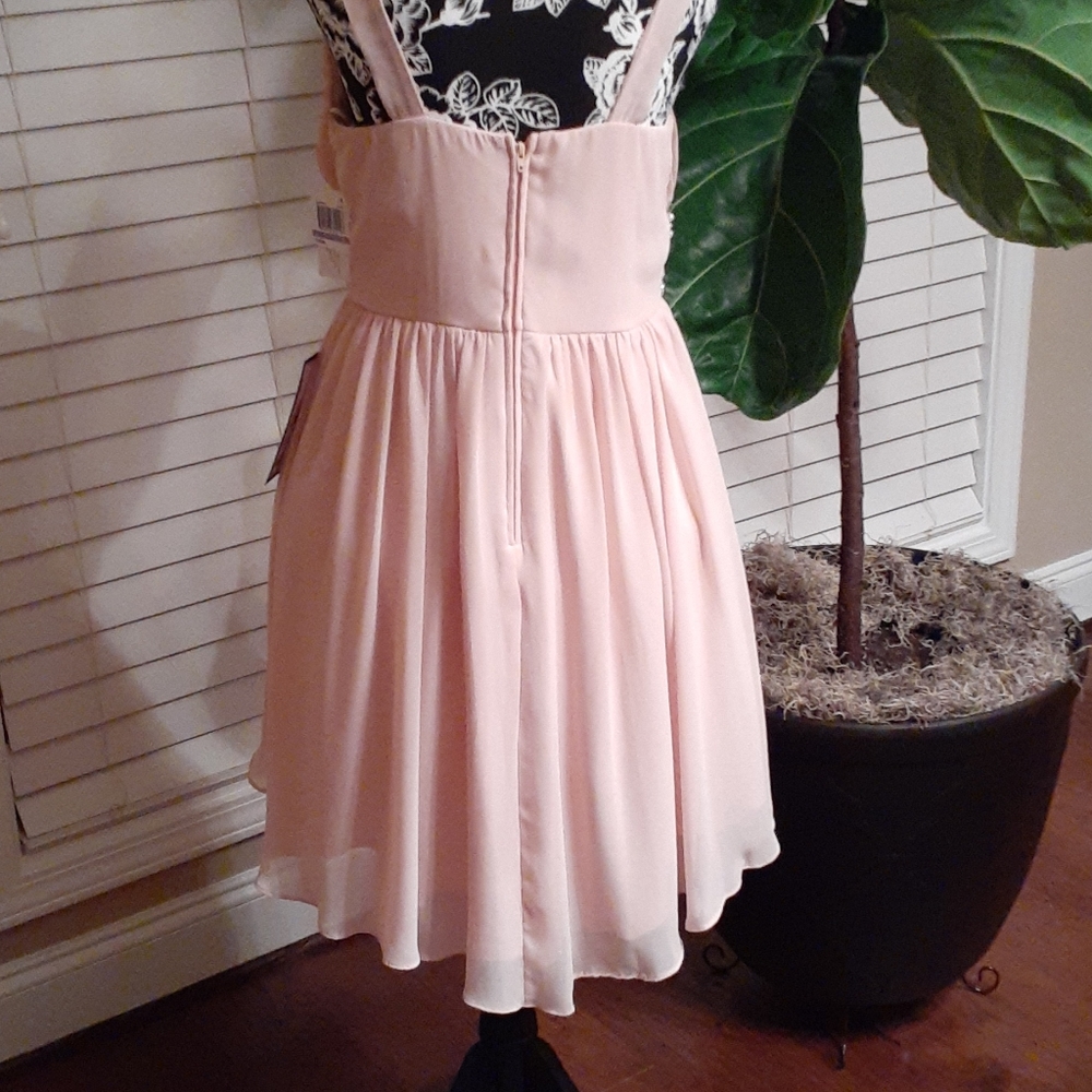 Prom Dress - Picture 3 of 6